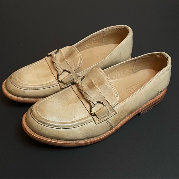 Bed Stu Shoes - Bed Stu Darla Leather Distressed Loafer Sand Rustic Horsebit